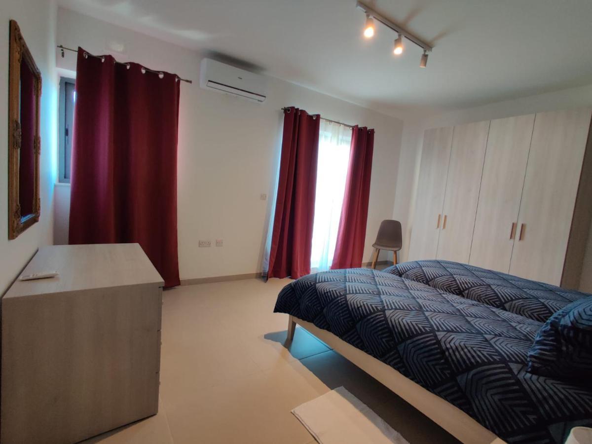 Deep Blue Apartment Marsaskala Exterior foto
